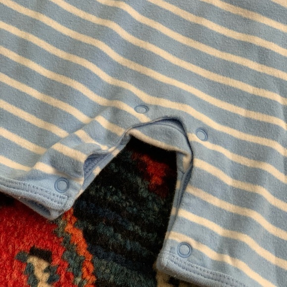 Ralph Lauren Blue Striped Romper. Size 6 mo - Picture 4 of 6